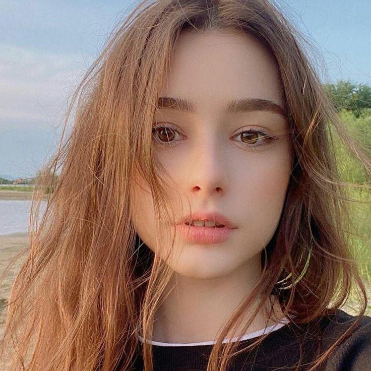 abbyvangg890